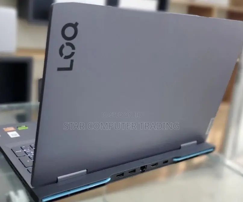 New Laptop Lenovo LOQ 15IRH8 16GB AMD Ryzen 7 SSD 512GB