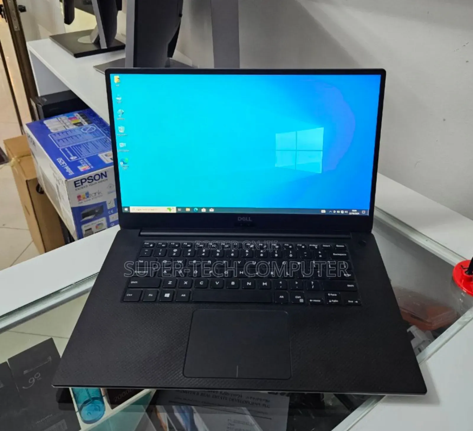 New Laptop Dell Precision 15 5540 16GB Intel Core I9 SSD 512GB