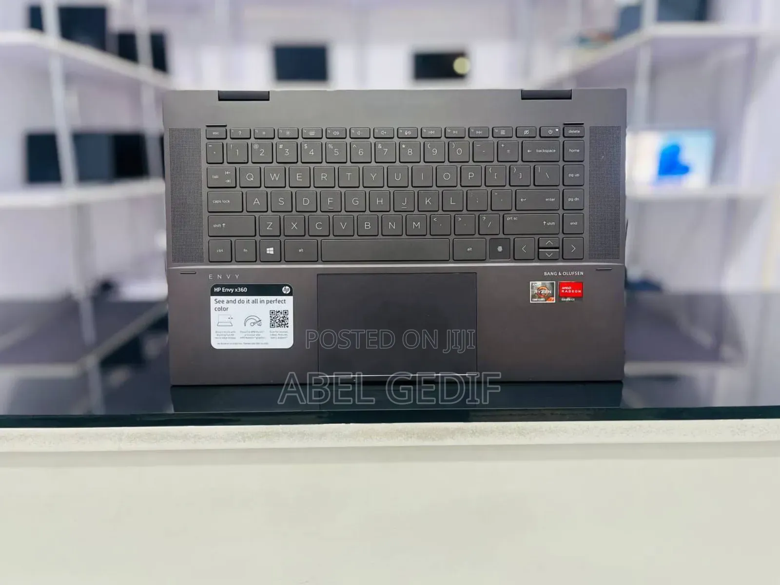 New Laptop HP Envy X360 8GB AMD Ryzen 5 SSD 512GB