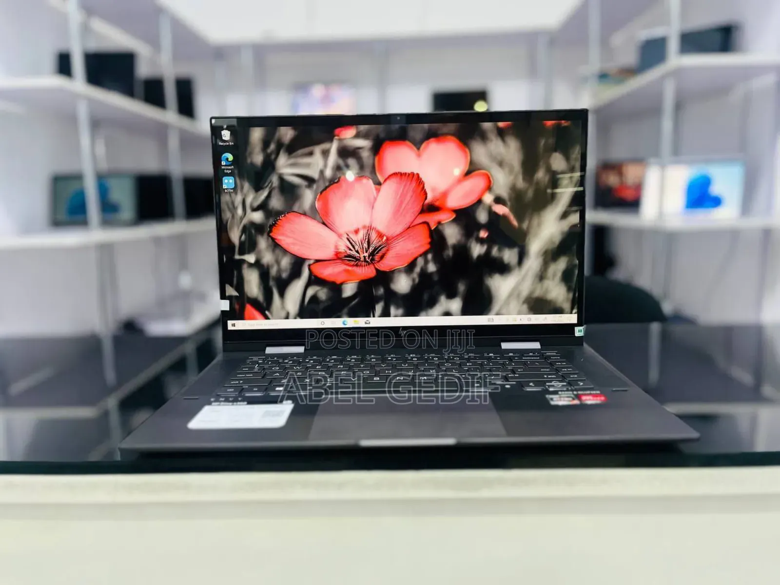 New Laptop HP Envy X360 8GB AMD Ryzen 5 SSD 512GB