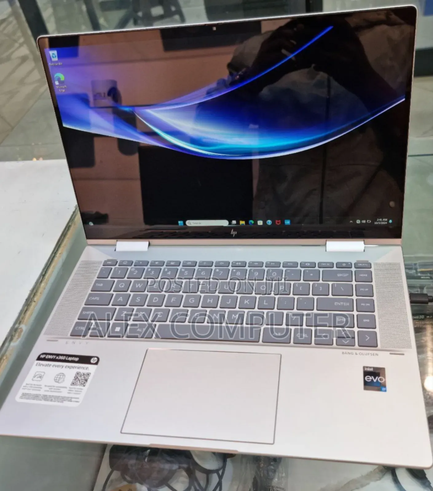 New Laptop HP Envy X360 16GB Intel Core I7 SSD 1T