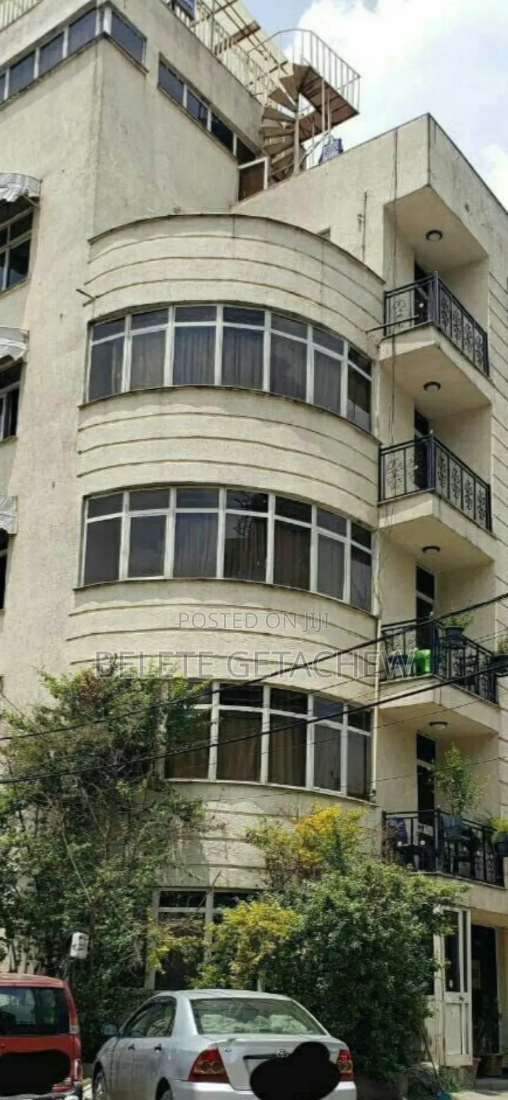 17bdrm House in Bole 22, G+5 Guest for sale