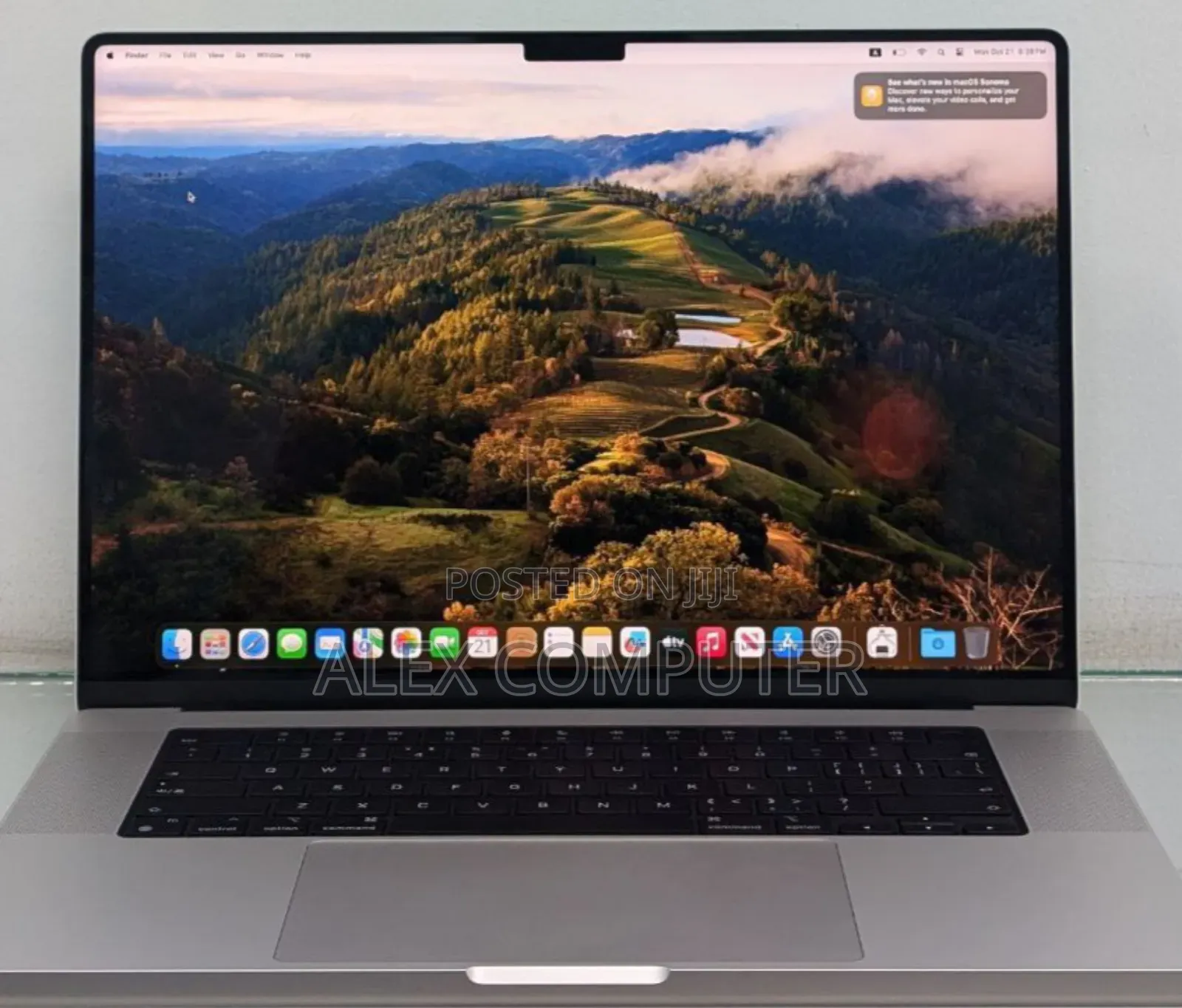 New Laptop Apple MacBook Pro 2023 M3 Max 16-Inch 18GB Apple M3 SSD 1T