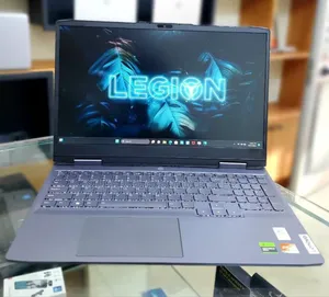 New Laptop Lenovo LOQ 15IRH8 16GB AMD Ryzen 7 SSD 512GB