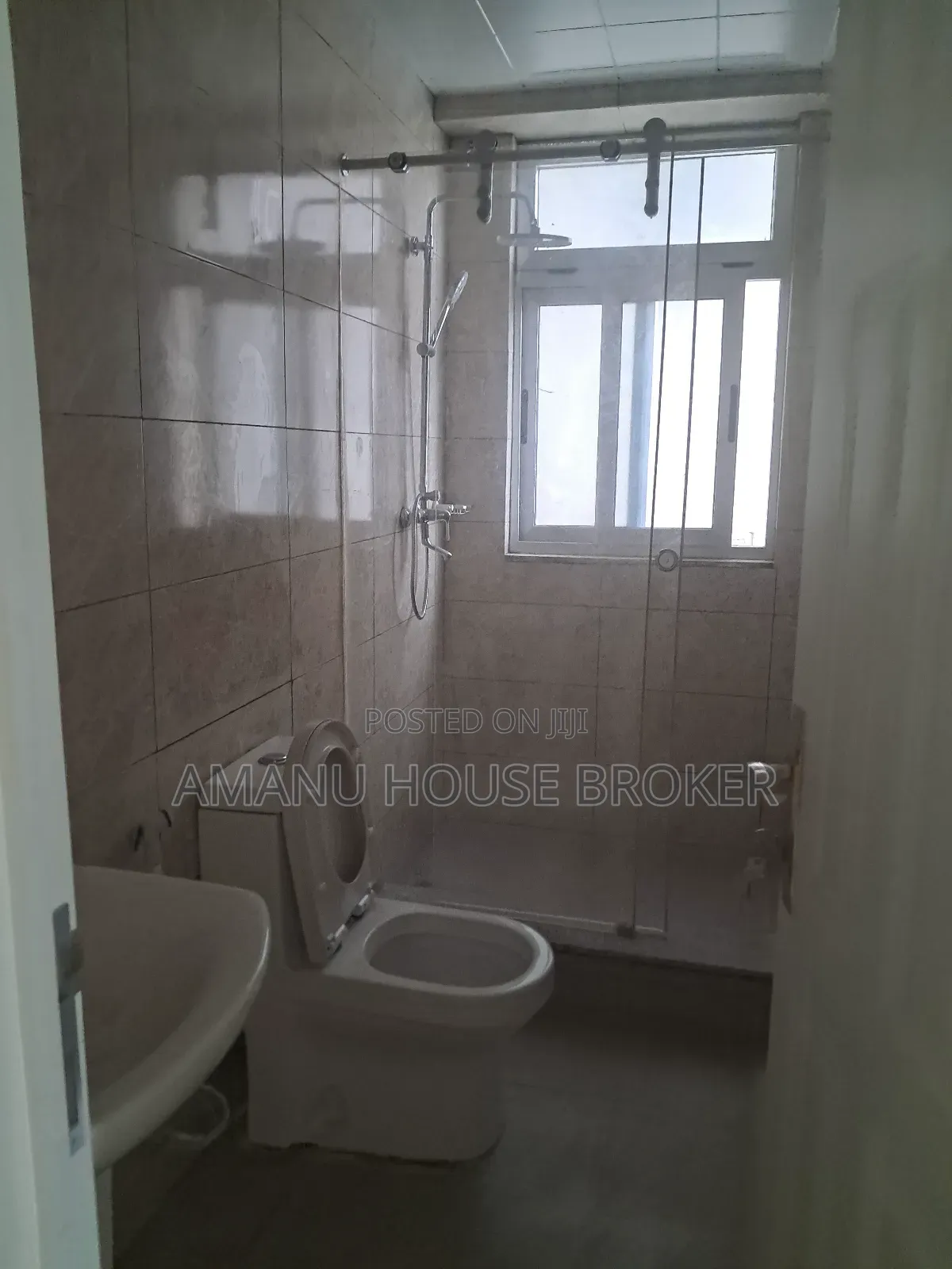 Furnished 2bdrm Apartment in Addis Abeba, Lideta for sale