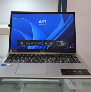 New Laptop Acer Aspire 5 8GB Intel Core I5 SSD 512GB
