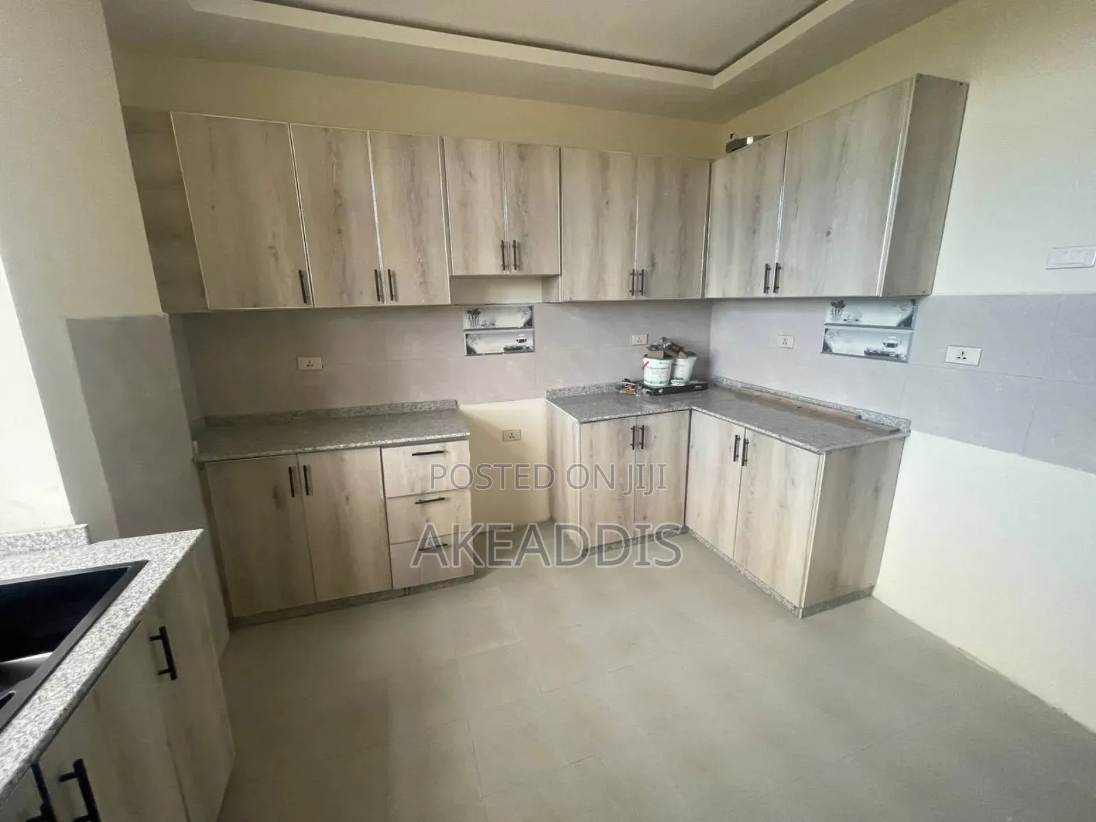 Furnished 3bdrm Condo in ቦሌ አያት, Bole for sale