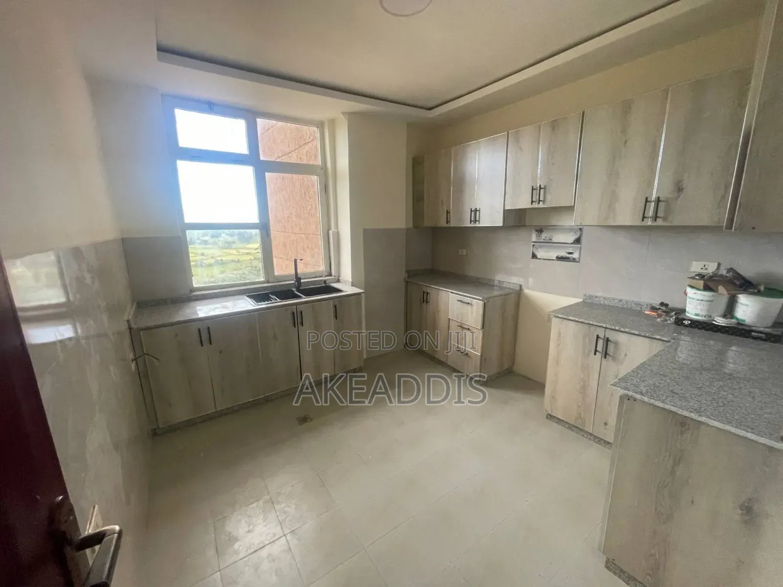 Furnished 3bdrm Condo in ቦሌ አያት, Bole for sale