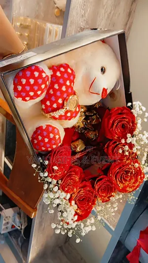 Yaho Birthday Gift Package