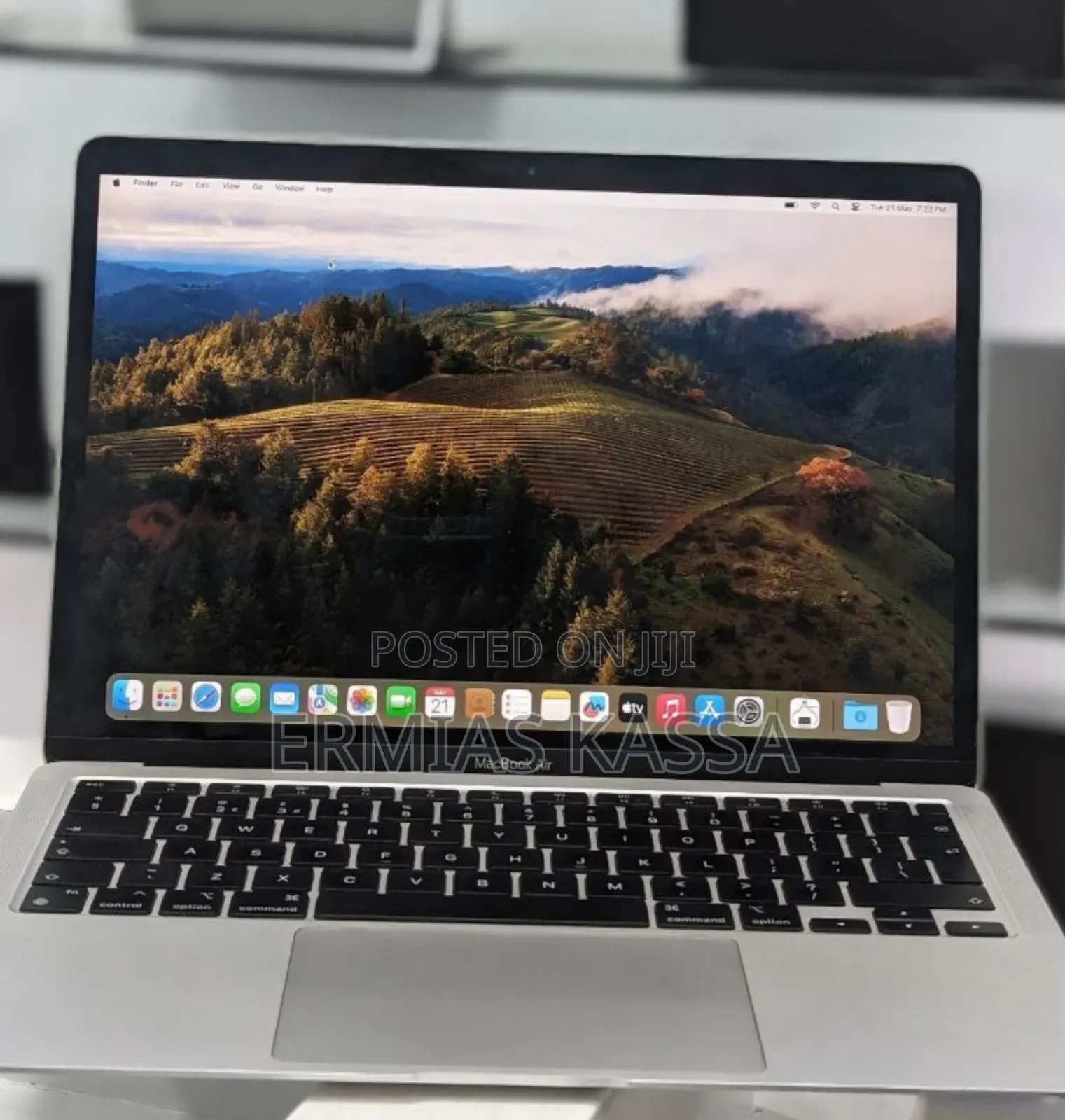 New Laptop Apple MacBook Air 2020 M1 16GB Apple M1 SSD 512GB