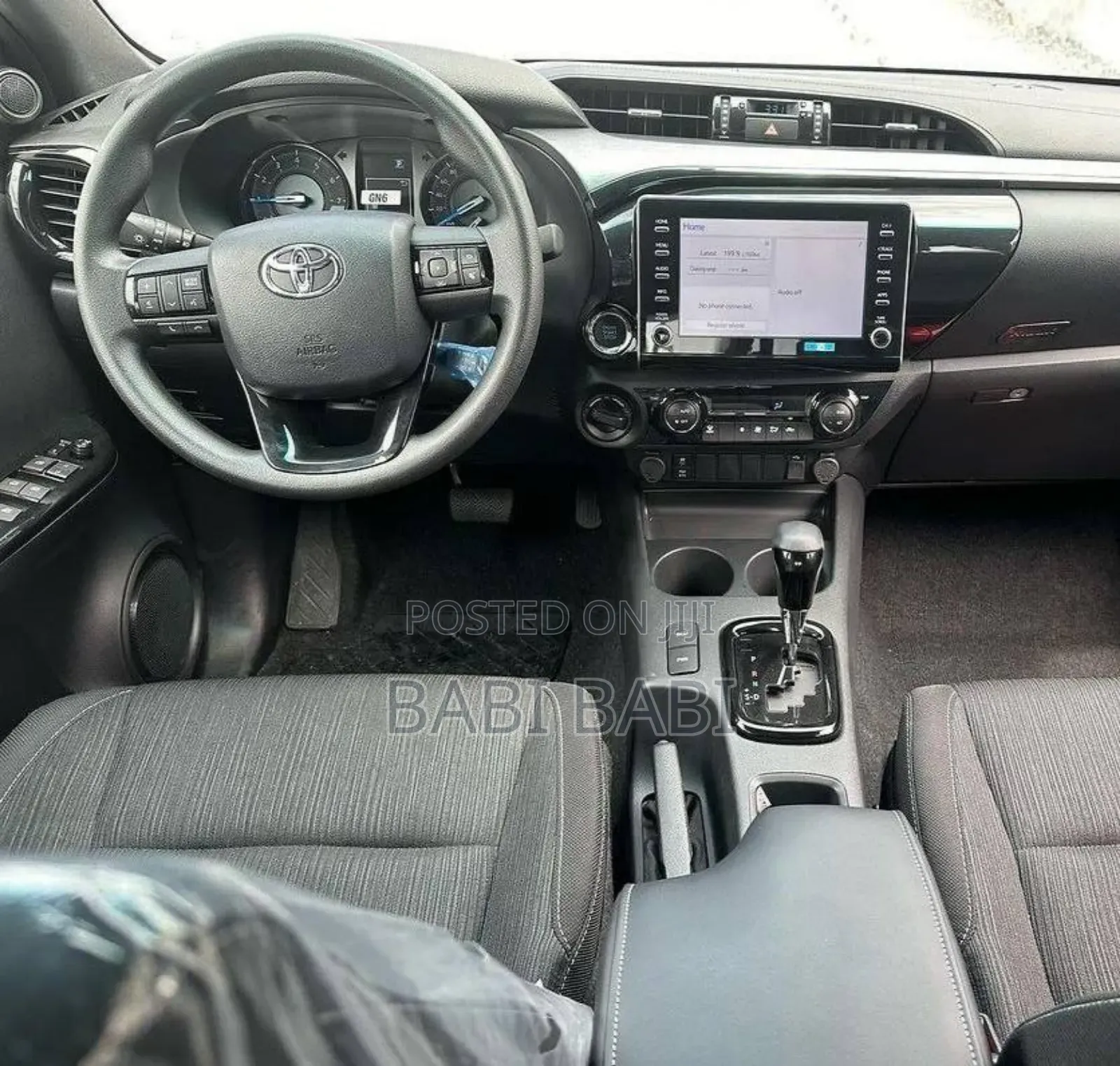 New Toyota Hilux 2024 White