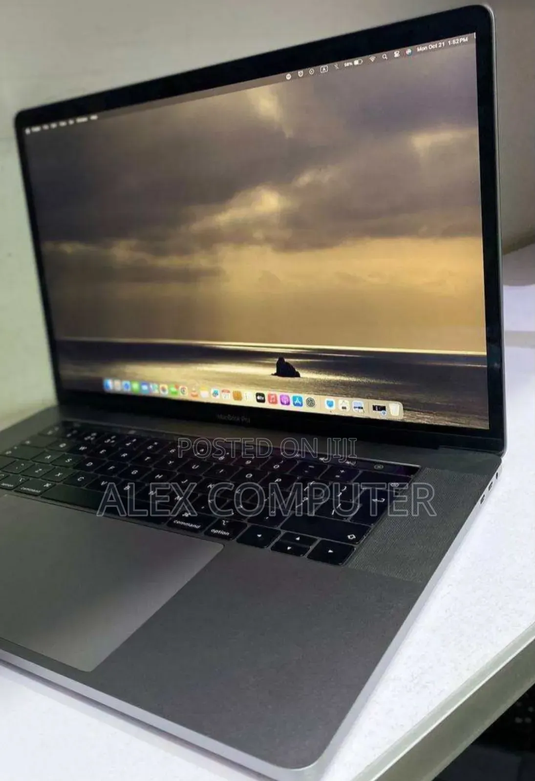 New Laptop Apple MacBook Pro 2019 32GB Intel Core I7 SSD 512GB