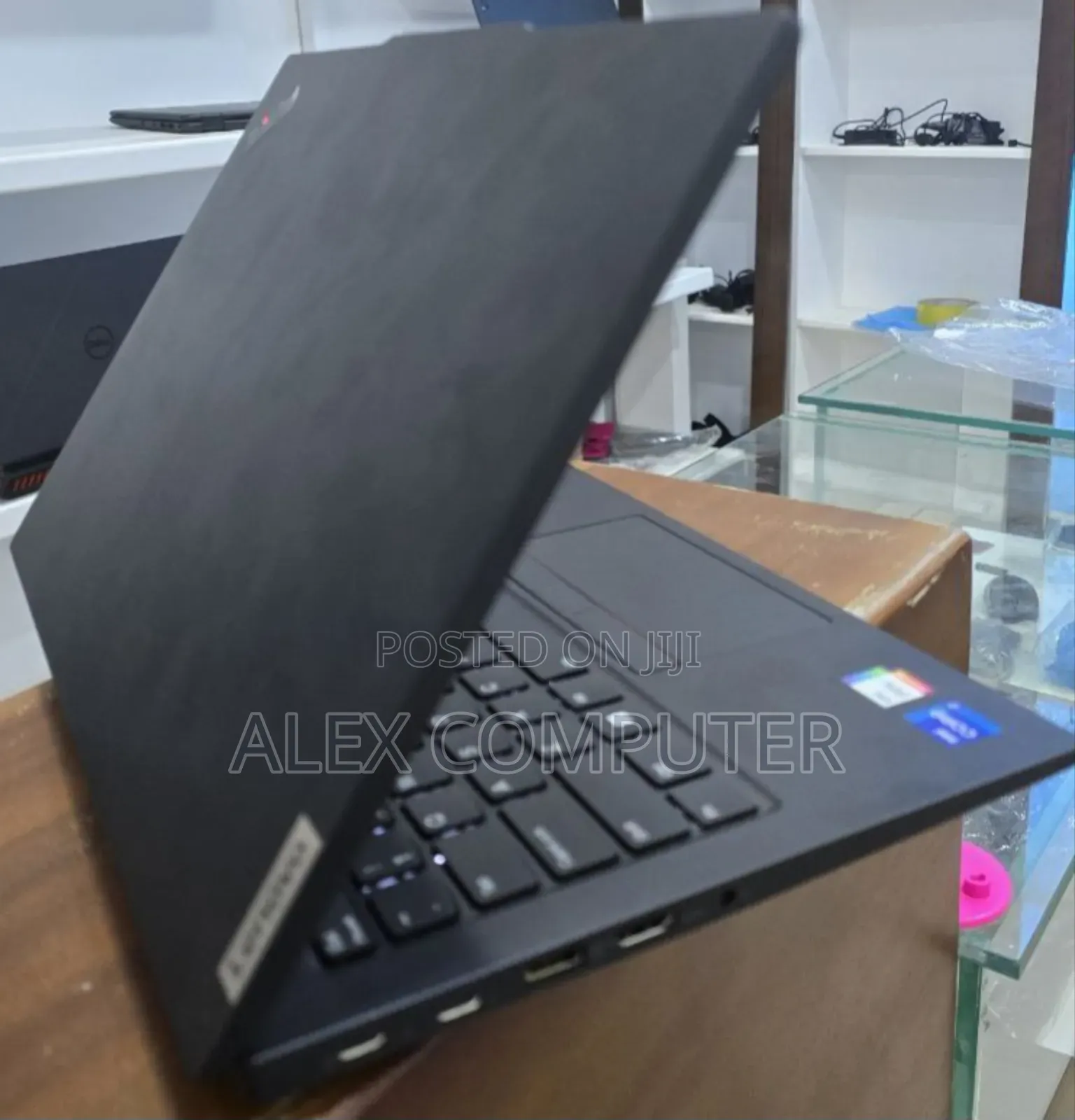 New Laptop Lenovo ThinkPad E14 Gen 4 16GB Intel Core I7 SSD 512GB