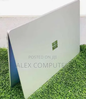 New Laptop Microsoft Surface Laptop 16GB Intel Core I7 SSD 256GB
