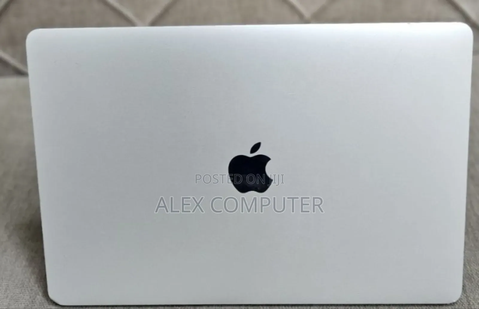 New Laptop Apple MacBook Pro 2017 8GB Intel Core I5 SSD 128GB