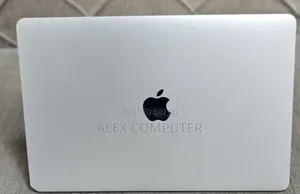 Photo - New Laptop Apple MacBook Pro 2017 8GB Intel Core I5 SSD 128GB