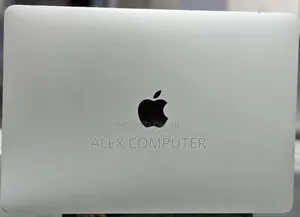 New Laptop Apple MacBook Pro 2017 8GB Intel Core I5 SSD 128GB