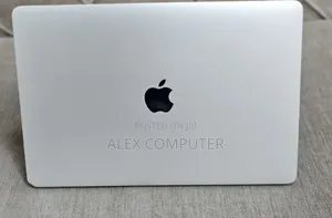 New Laptop Apple MacBook Pro 2017 8GB Intel Core I5 SSD 128GB