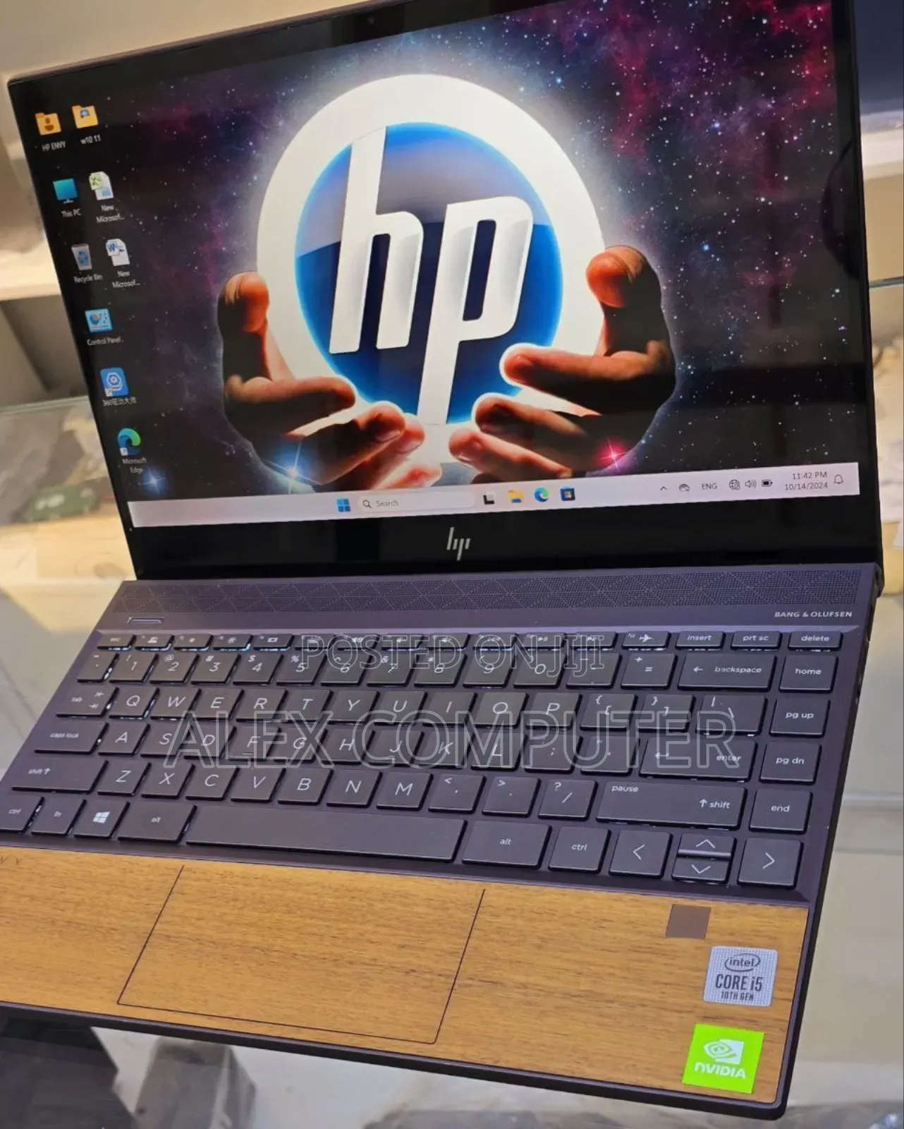 New Laptop HP Envy X360 8GB Intel Core I5 SSD 512GB