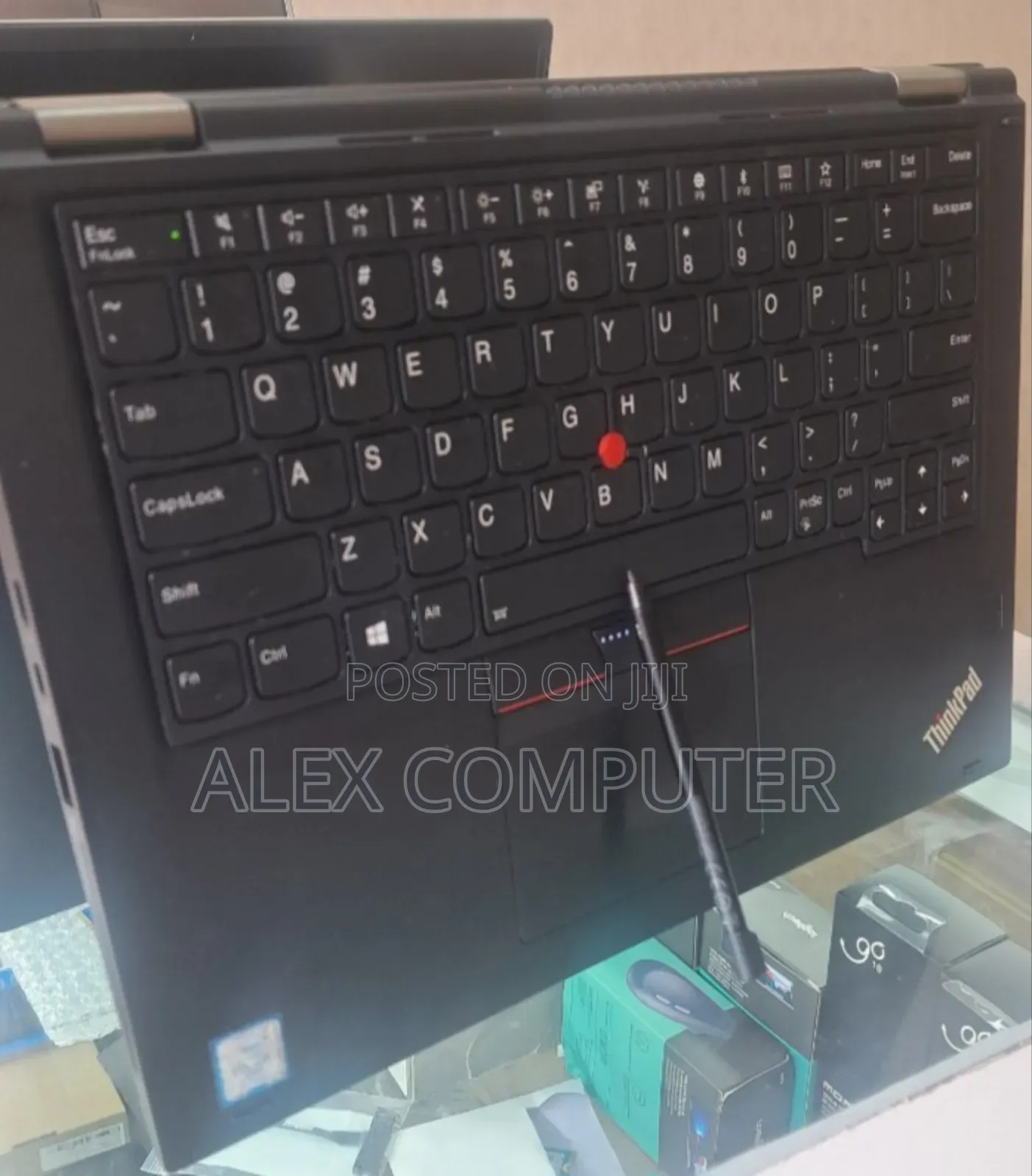 New Laptop Lenovo ThinkPad Yoga 370 8GB Intel Core I5 SSD 512GB