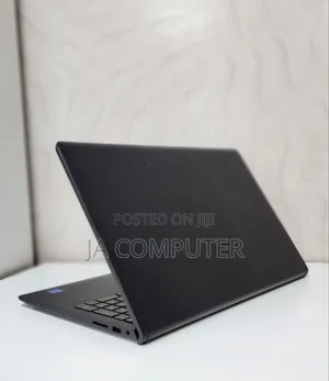 New Laptop Dell Inspiron 15 8GB Intel Core I5 SSD 512GB