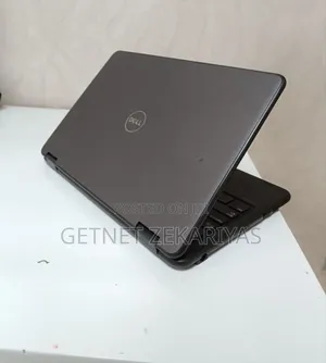 Photo - New Laptop Dell Latitude 3189 8GB Intel Core 2 Quad SSD 128GB