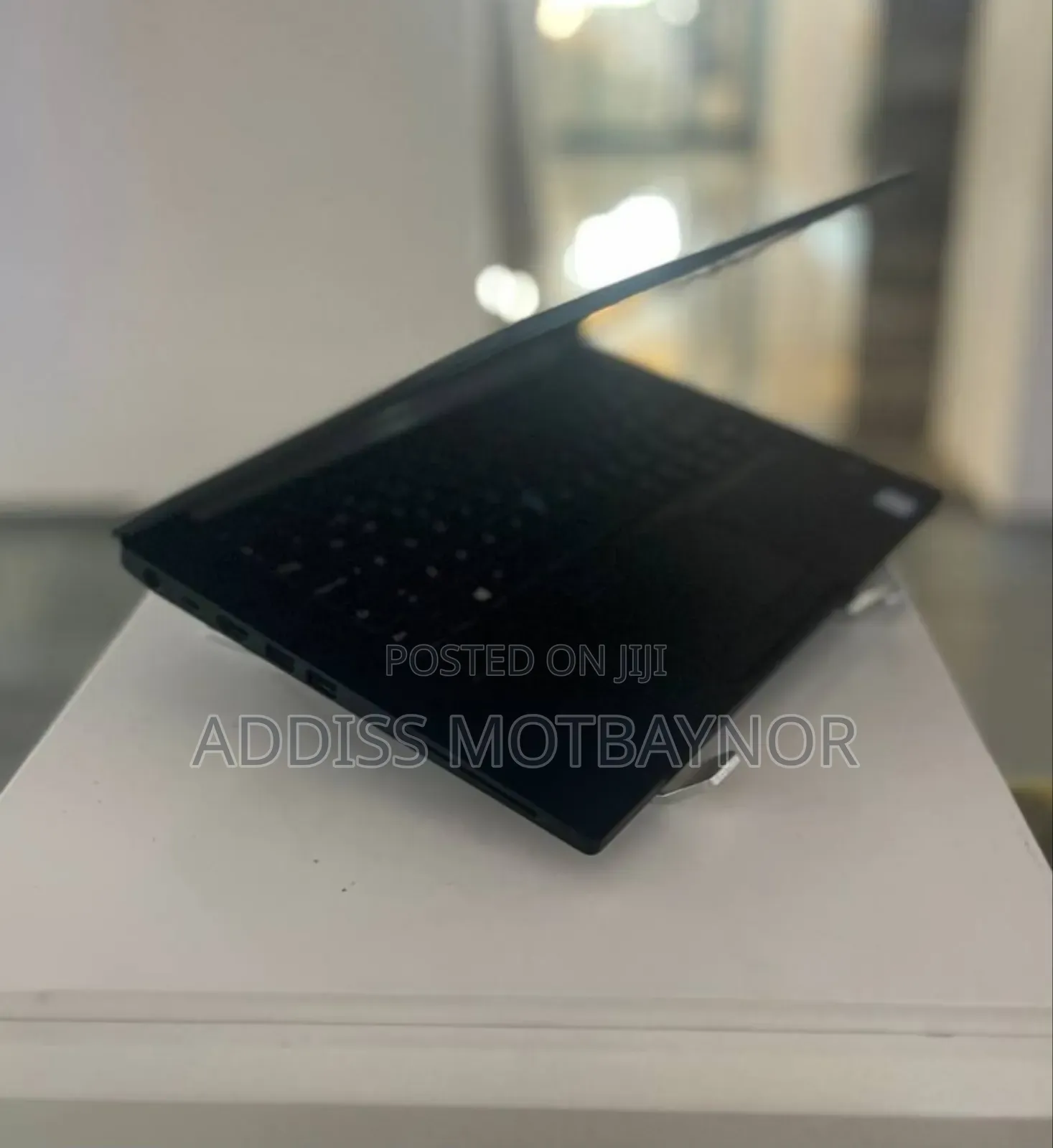 New Laptop Dell Latitude 5310 6GB Intel Core I5 SSD 256GB