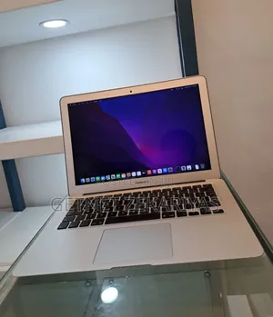 New Laptop Apple MacBook Air 2015 8GB Intel Core I5 SSD 256GB