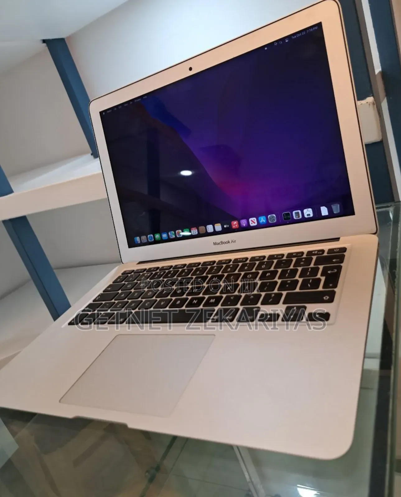 New Laptop Apple MacBook Air 2015 8GB Intel Core I5 SSD 256GB