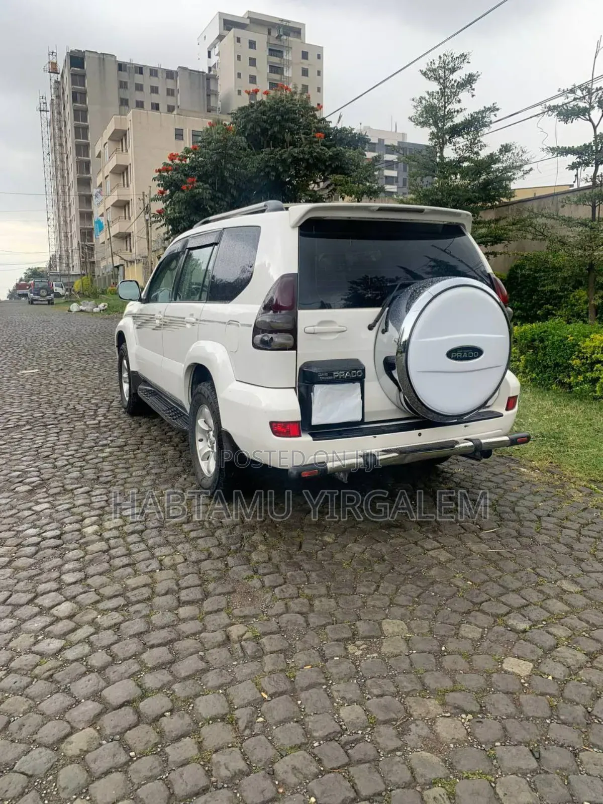 Toyota Land Cruiser Prado 2004 White