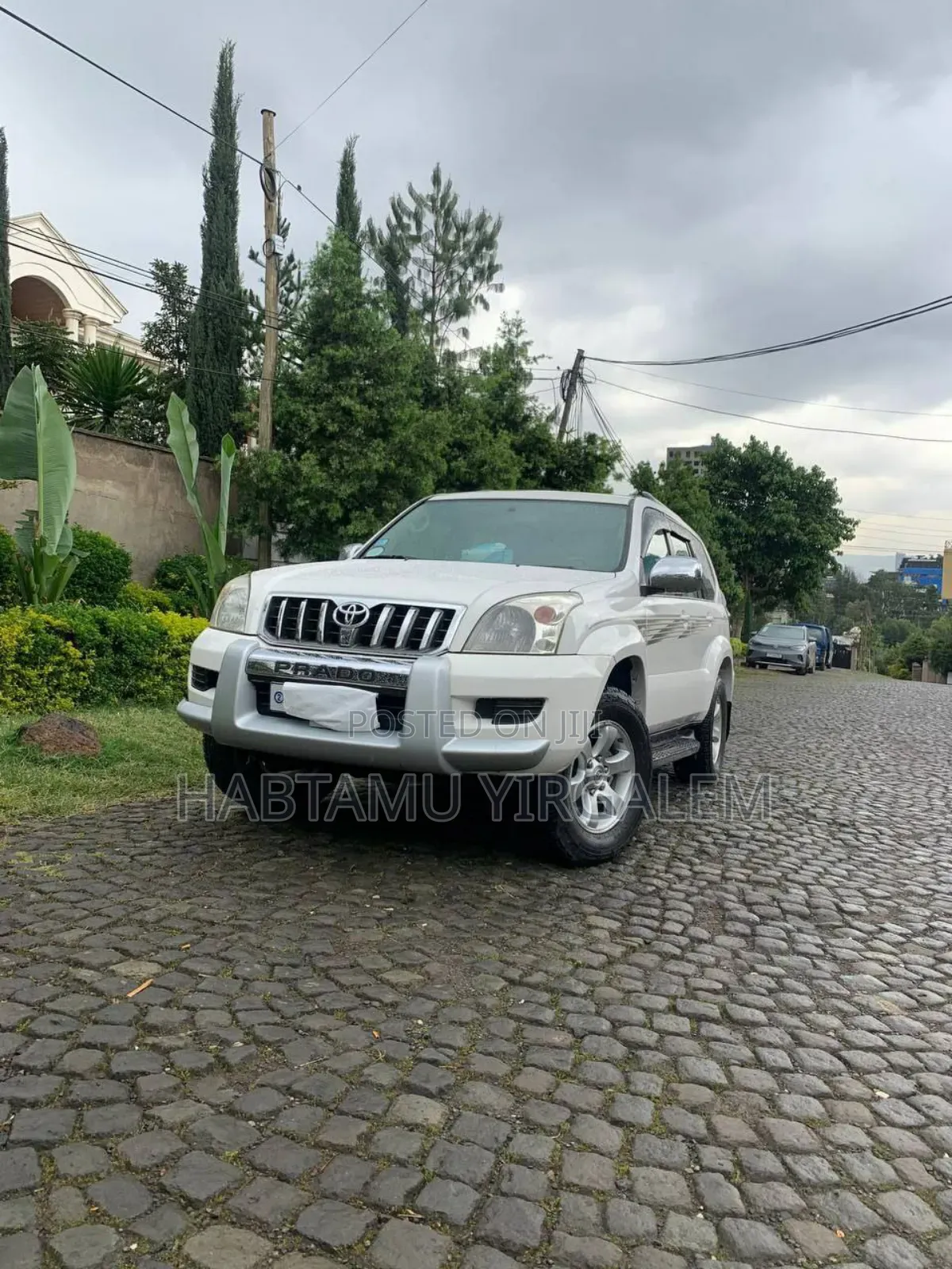 Toyota Land Cruiser Prado 2004 White