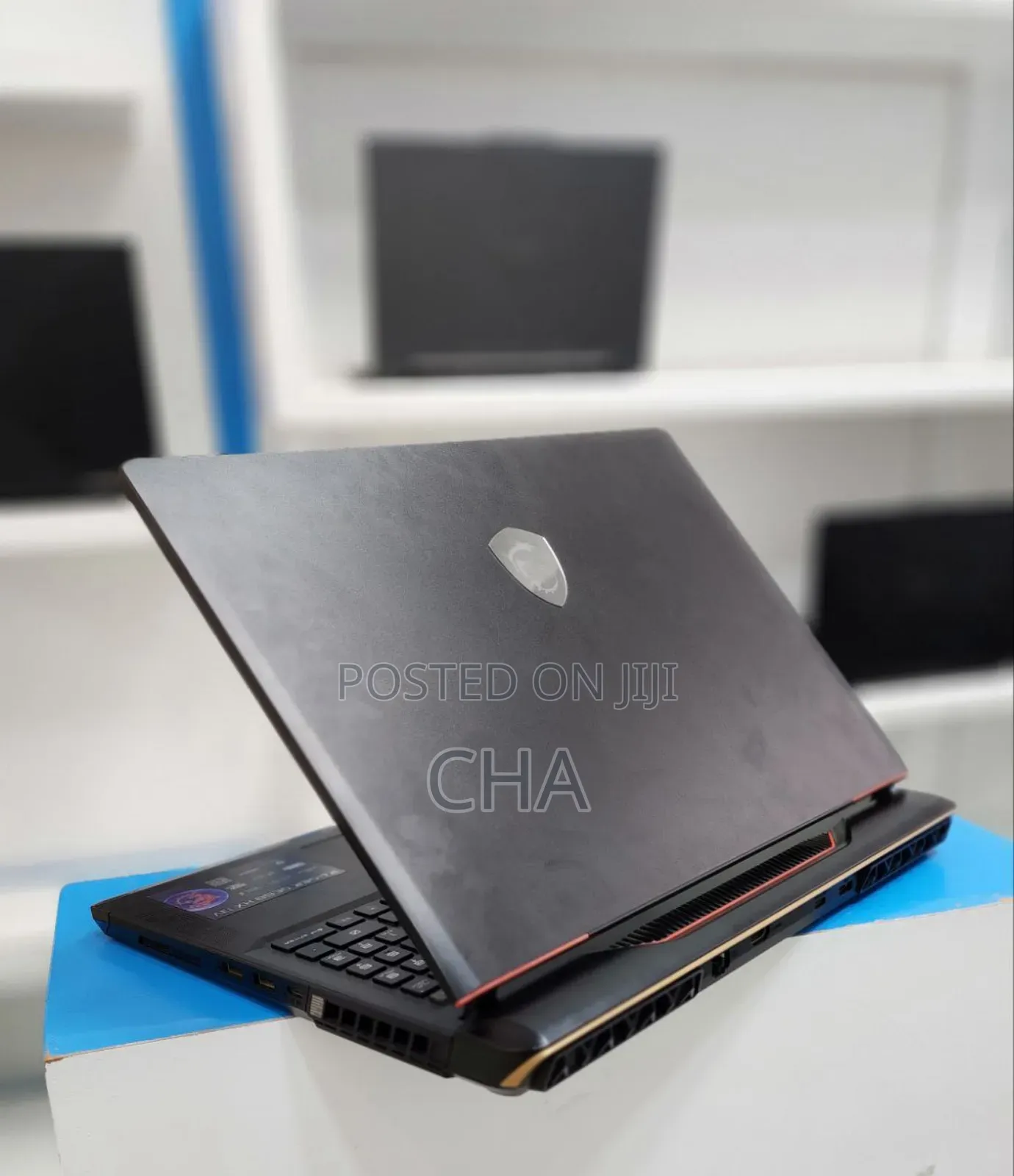 New Laptop MSI GE66 Raider 16GB Intel Core I9 SSD 1T