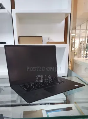 New Laptop Dell Precision 5530 32GB Intel Core I7 SSD 512GB