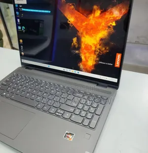 Photo - New Laptop Lenovo Flex 5 16GB AMD Ryzen 7 SSD 512GB