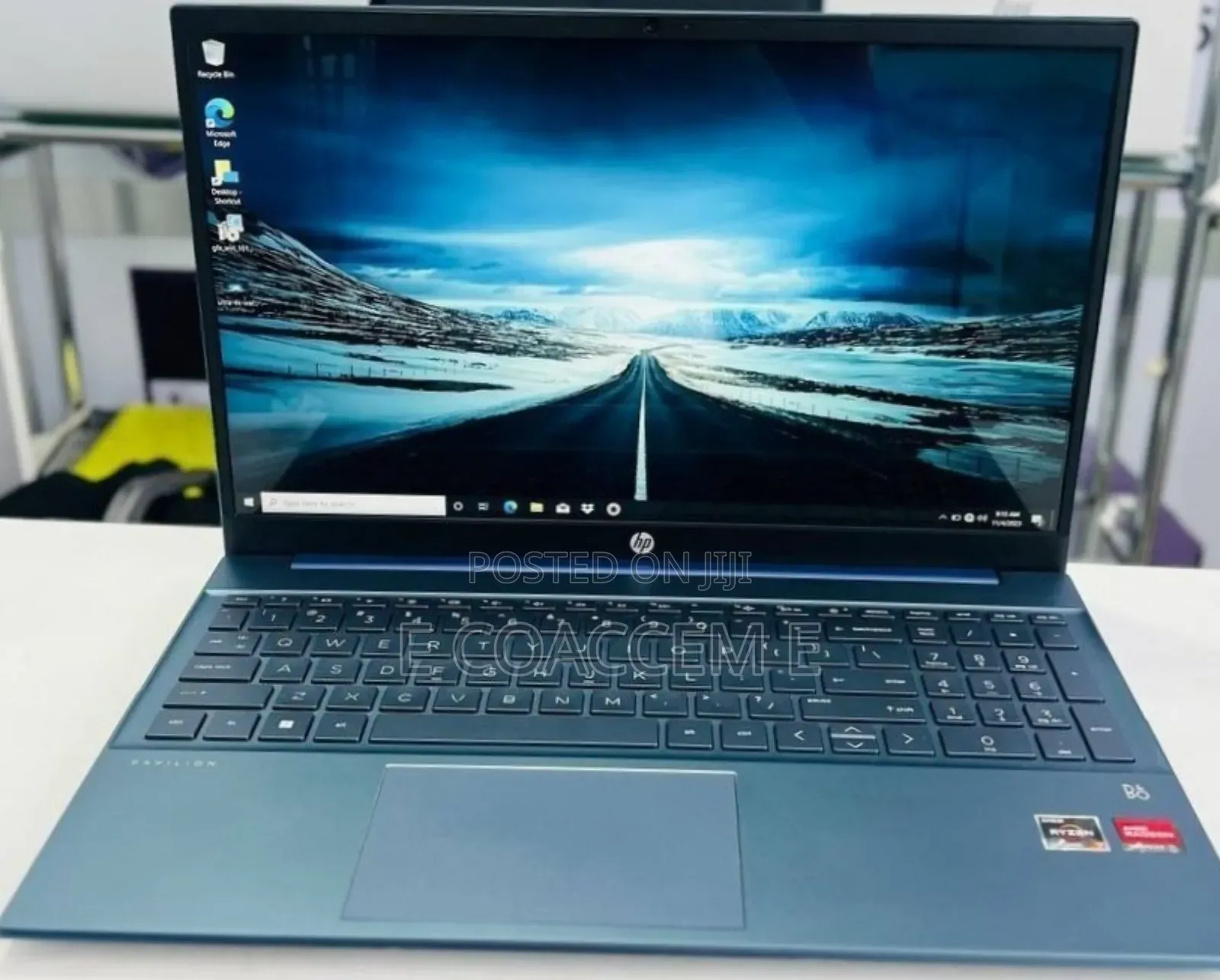 New Laptop HP 8GB AMD Ryzen 7 SSD 512GB