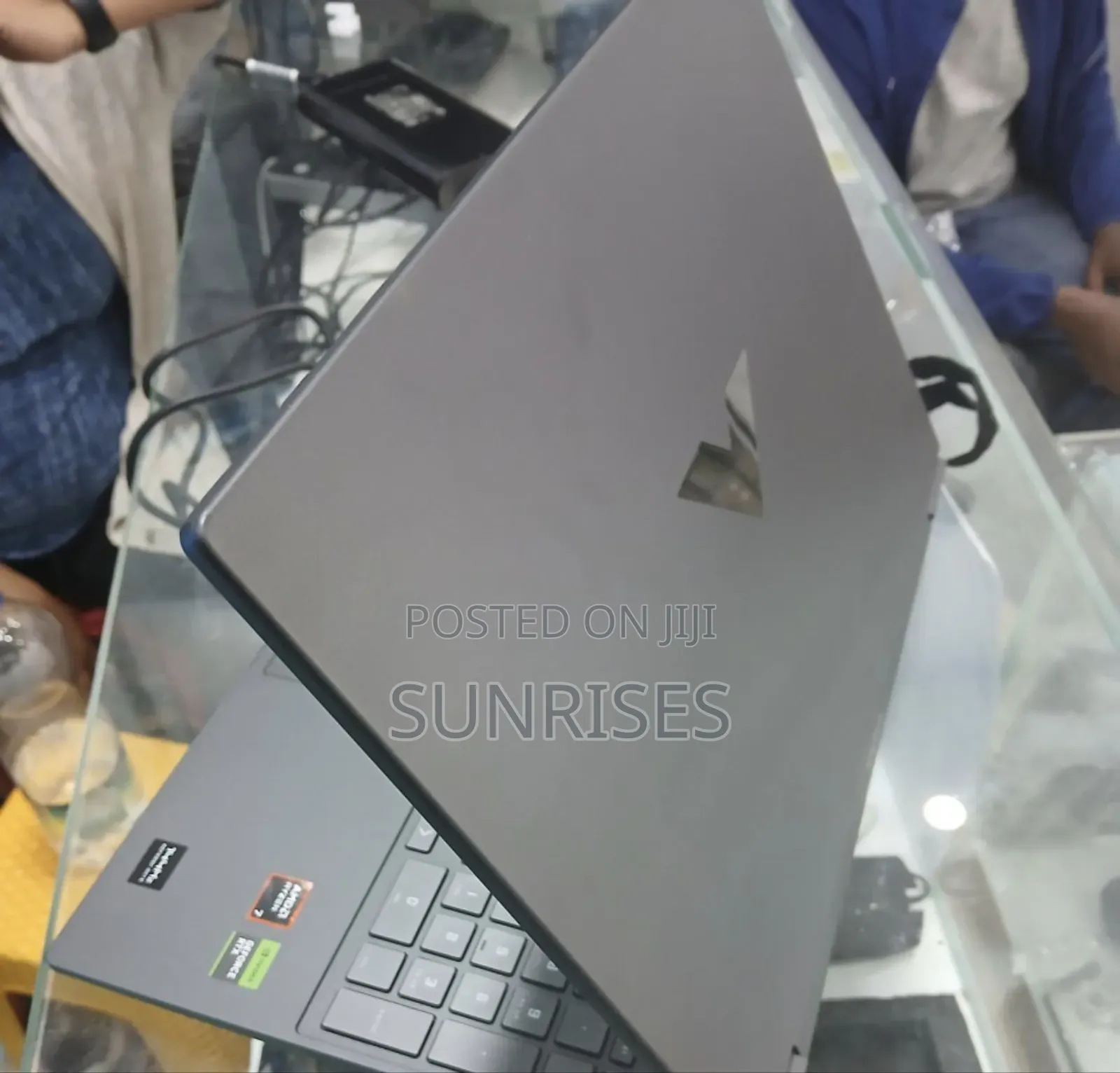 New Laptop HP Victus 16 16GB AMD Ryzen 7 SSD 1T