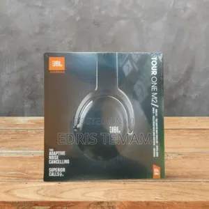 Photo - JBL Harman Tour One M2 Black