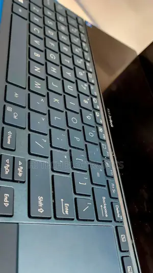 New Laptop Asus ZenBook UX430UQ 16GB Intel Core I7 SSD 512GB