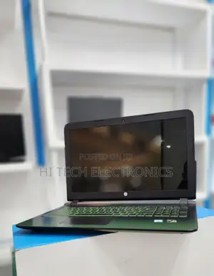 Photo - Laptop HP Pavilion 15 8GB Intel Core I5 HDD+SSD 1T