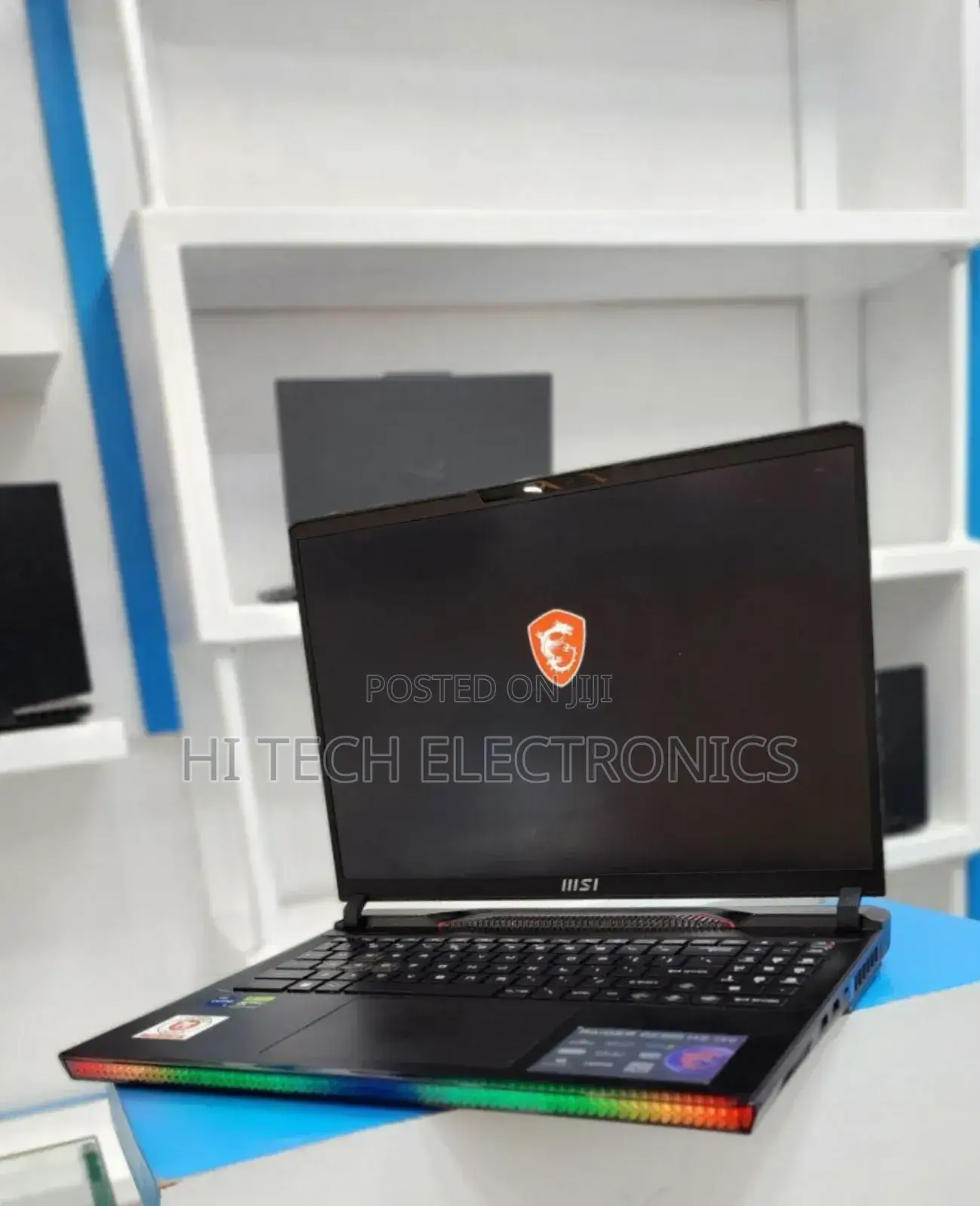 New Laptop MSI Raider GE76 12UGS 16GB Intel Core I9 SSD 1T