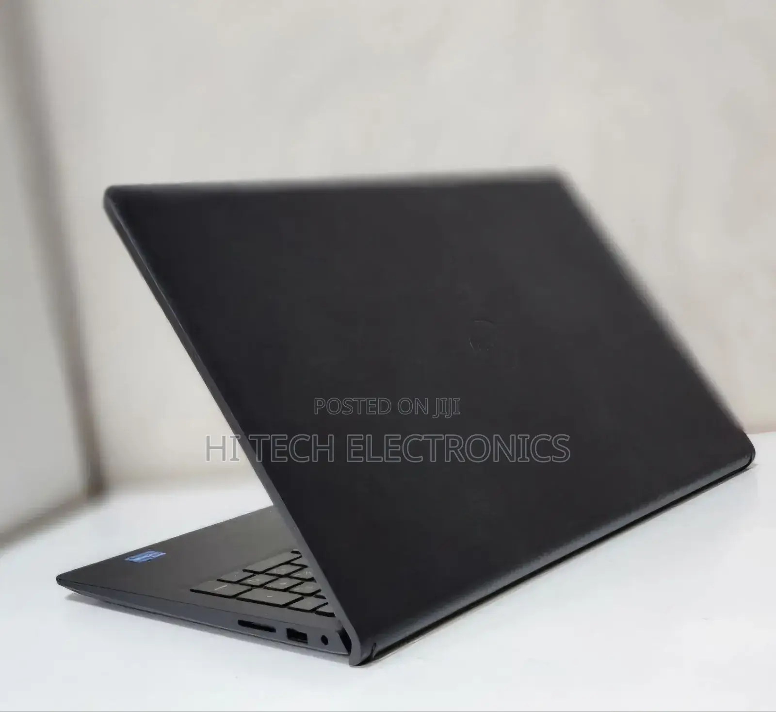 New Laptop Dell Inspiron 15 8GB Intel Core I5 SSD 512GB