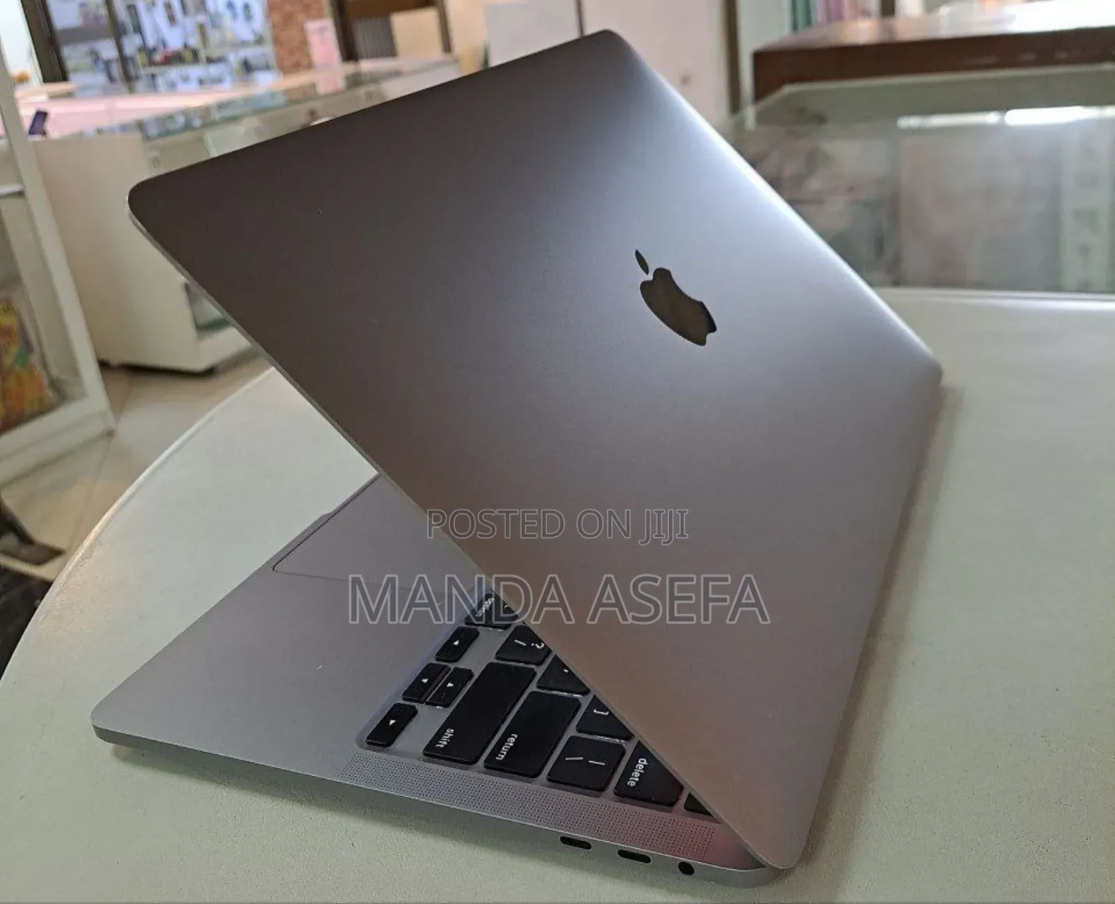 New Laptop Apple MacBook Pro 16GB Intel Core I5 SSD 512GB
