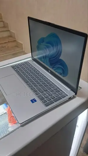 New Laptop HP Stream Notebook 8GB Intel Core I7 SSD 512GB