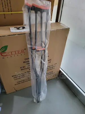 Photo - Aluminum Crutches ፴=Crutches፱×Crutches፶።Crutches፰<>Crutches