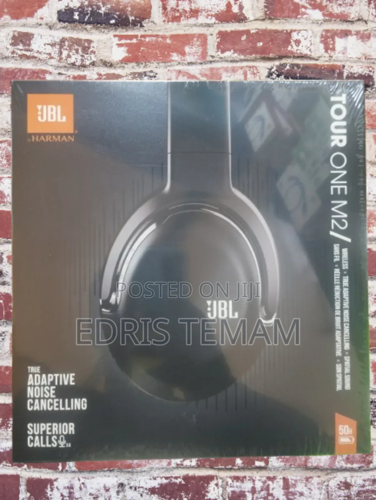 JBL Harman Wireless Headset Black Superb Sound Base