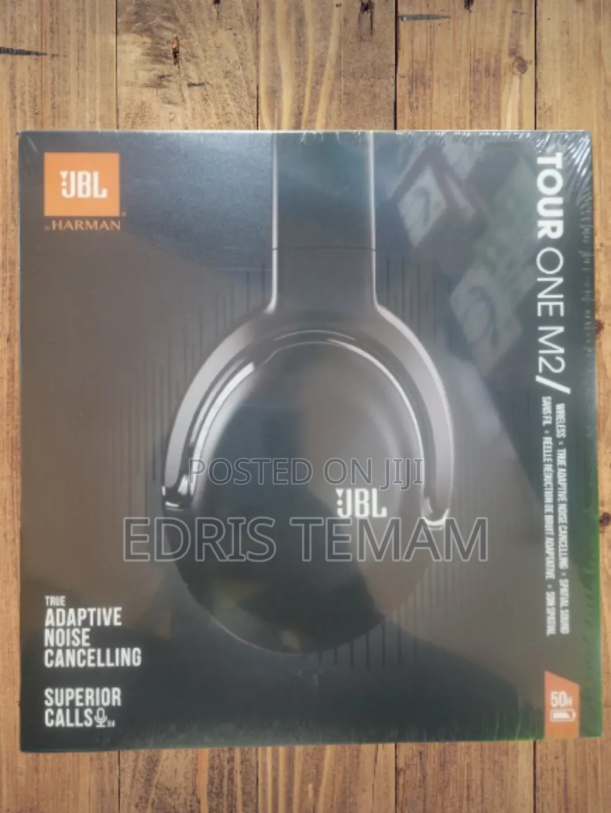 JBL Harman Wireless Headset Black to Be Lost in the Sound
