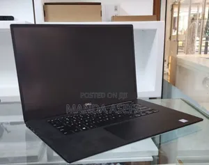 New Laptop Dell 32GB Intel Core I7 SSD 512GB