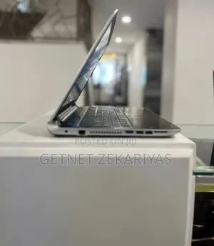 New Laptop HP Pavilion 15 8GB AMD A10 HDD 1T