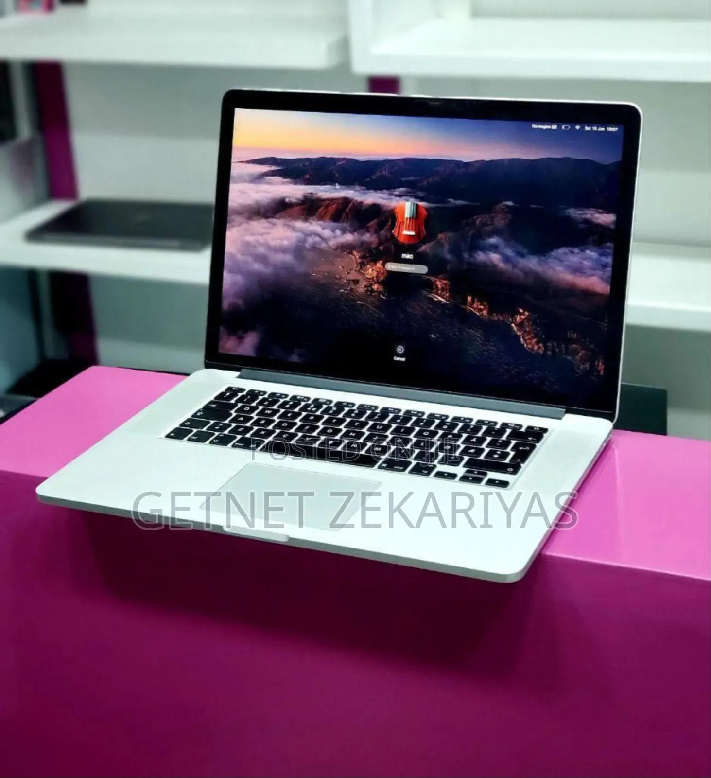 New Laptop Apple MacBook Pro 2015 16GB Intel Core I7 SSD 512GB