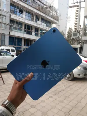 New Apple iPad (2022) 64 GB Blue